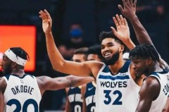 王博指导球员减压备战总决赛：布朗核心关键，朱俊龙伤情稳定即将归队